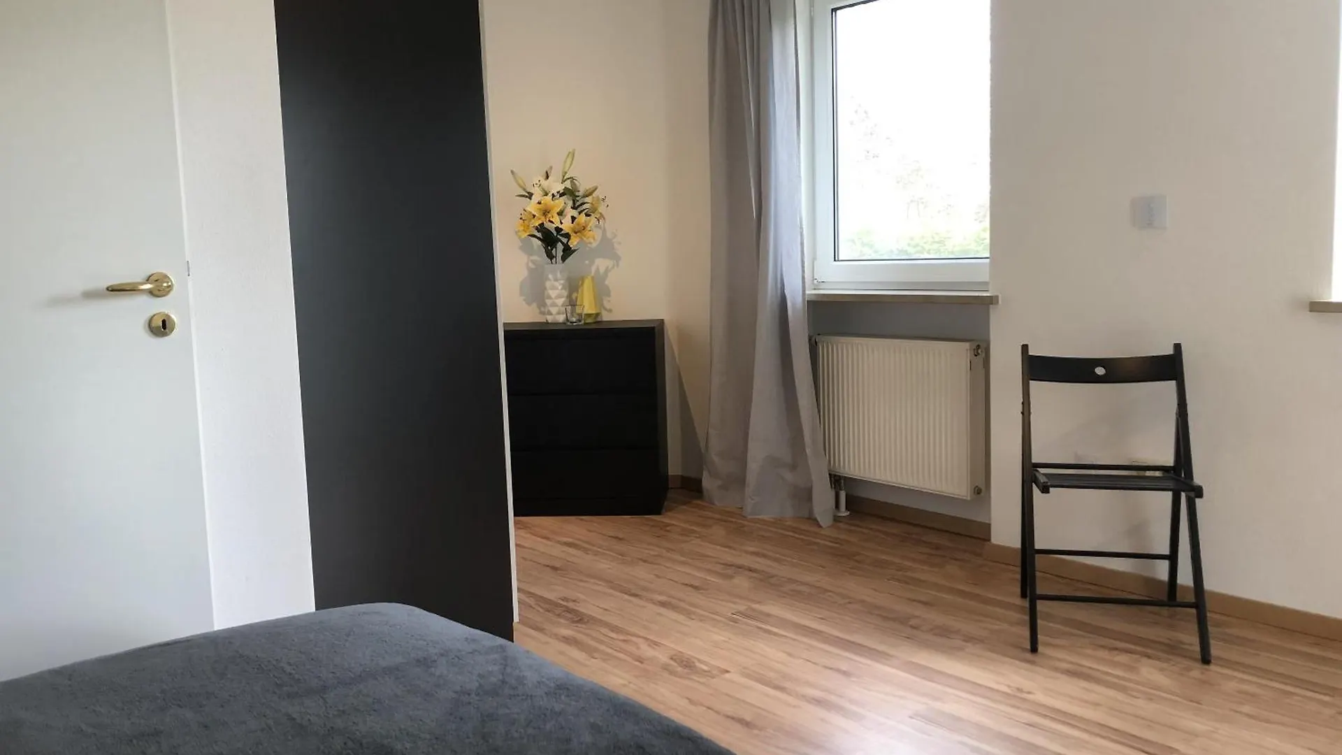 Wohnung Am Kreuzberg Fuer 8 Personen Medlingen شقة